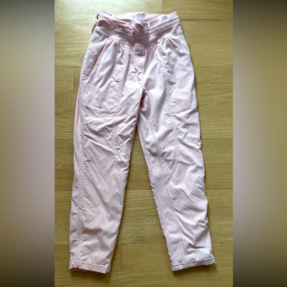 Lululemon Dance Studio Pink Cropped Pants size 0 - Picture 2 of 5